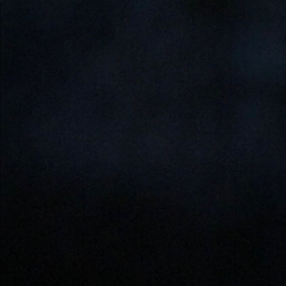 Meet your Posher, Fauzia - Picture 1 of 1